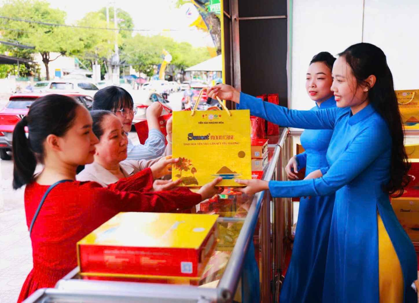 thi-truong-banh-trung-thu-2026
